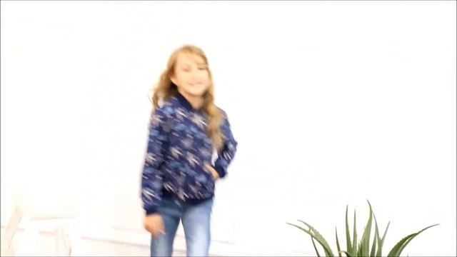 Куртка (бомбер) с зайчиками Space blue для девочки (20635а) / Купить бомбер для девочки / КотМарКот смотреть онлайн