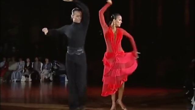 Slavik Kryklyvvy & Elena Khorova - Bolero (WSSDF2007) смотреть онлайн