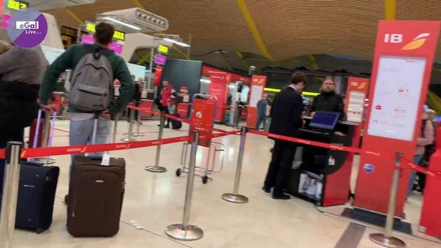 Madrid Airport Uncut ⁴ᴷ|| Inside Madrid Airport || Madrid, Spain Airport Uncut Video || Travel Vlog смотреть онлайн