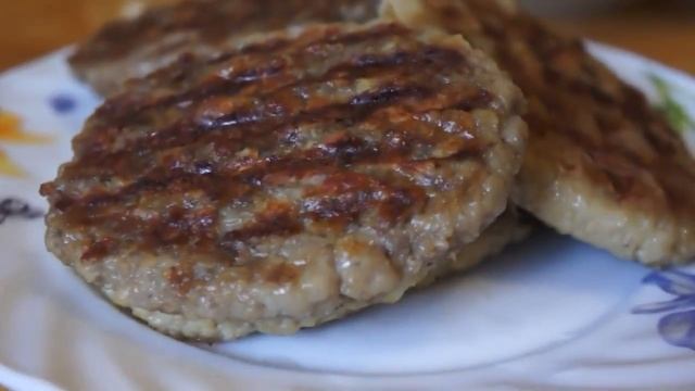 Готовлю сочный домашний бургер с BBK BEG2001 смотреть онлайн