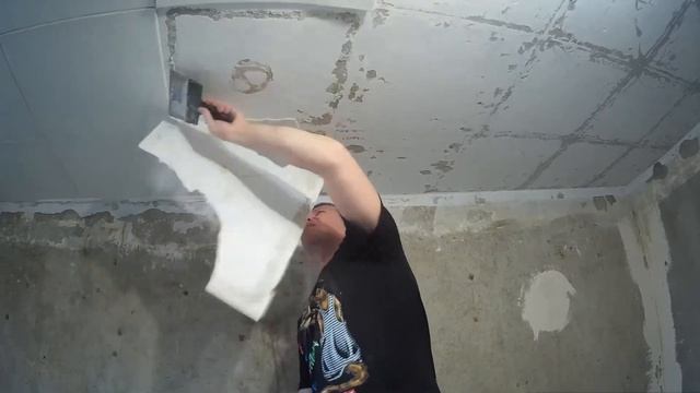 КАК СНЯТЬ ПОТОЛОЧНУЮ ПЛИТКУ С ПОТОЛКА 30 сек/м2 смотреть онлайн