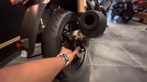 Royal Enfield Continental GT 650 New Model 650: Alloy wheels & LED Headlight !! On Road Price ?