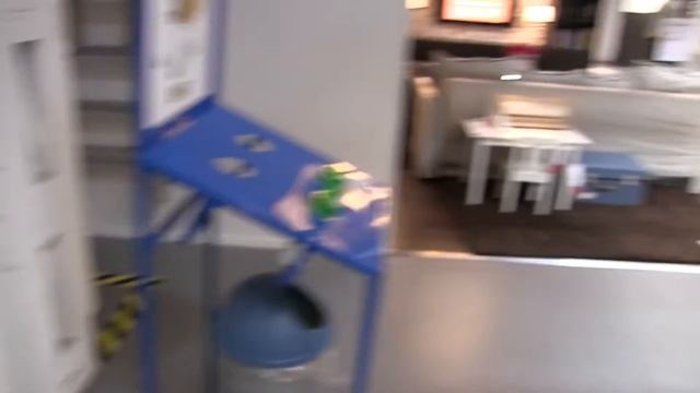 МЕГА Икея и магазин игрушек возле маминой работы. За покупками перед отъездом на дачу. смотреть онлайн