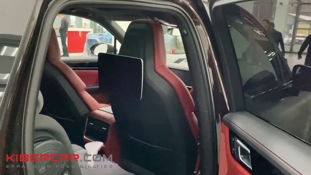 Porsche Cayenne - оклейка матовой полиуретановой пленкой. Установка монитора на спинку сиденья. смотреть онлайн