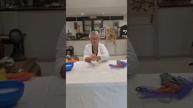 Free Feltmaking Tutorial- Make a felt flower with stamens смотреть онлайн