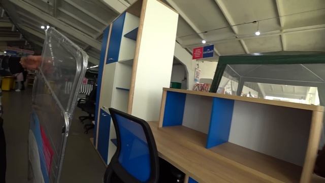 Влог, 4 марта, Сгорела лампа, Строительный магазин, Купили сушилку, Солдатики, Украшают дворы