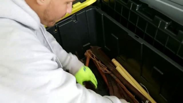 FOUND MONEY IN SAFE I Bought Abandoned Storage Unit Locker Opening Mystery Boxes Storage Wars смотреть онлайн