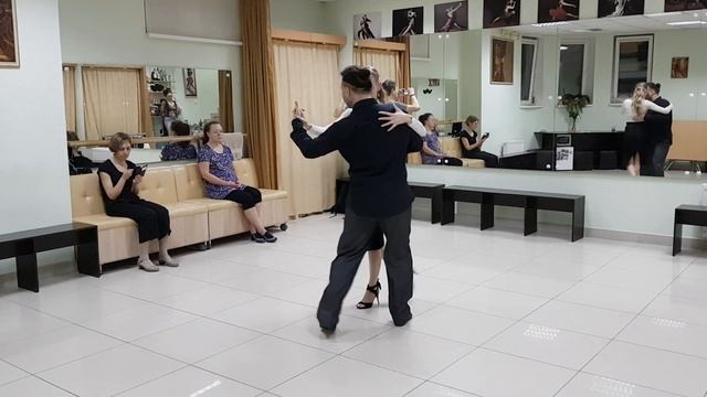 Alex Vitaly & Maria Vlady. Tango class resume "giros y adornos". 12.03.2019 #alexvitaly&mariavlady смотреть онлайн