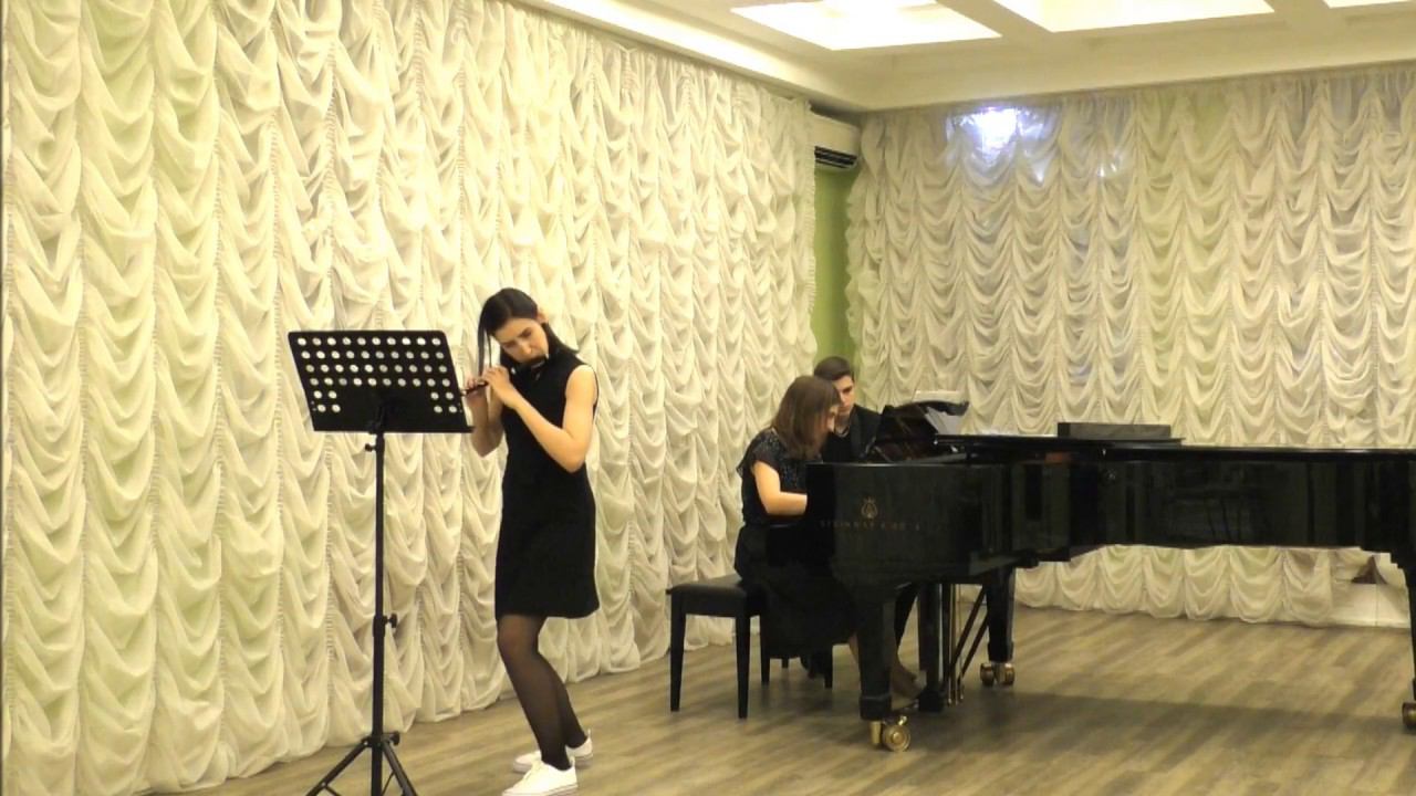 L. Liebermann - concerto for piccolo and orchestra, op.50. Anna Glushkvoa - piccolo. смотреть онлайн