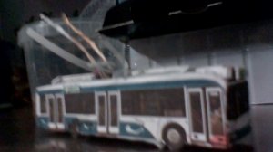 Едем на троллейбусе из бумаги на восьмом троллейбусном маршруте