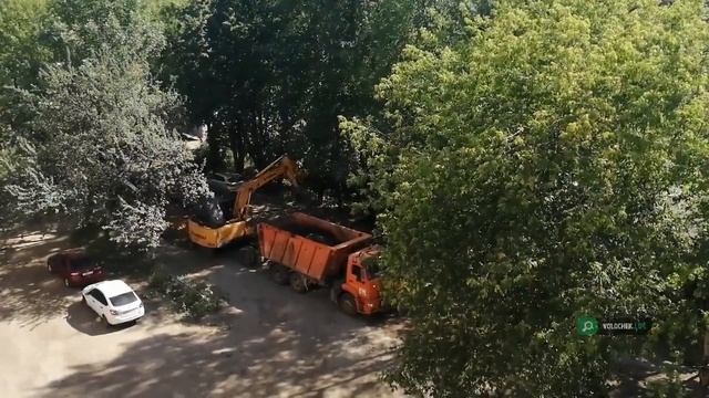 У бывшего молокозавода в Вышнем Волочке продолжаются дорожные работы смотреть онлайн