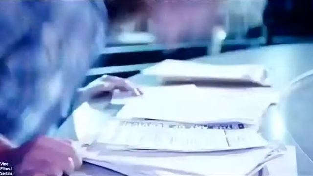 Микки Милкович/Mickey Milkovich смотреть онлайн