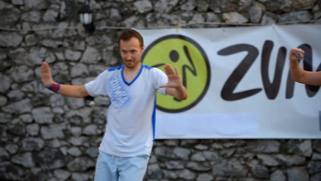 Zumba party - STARI GRAD VELIKA KLADUŠA -ZAJNA foto-vide смотреть онлайн