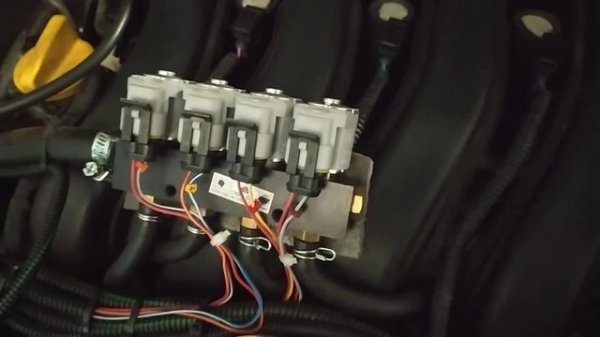 Стук двигателя k4m