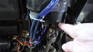 Как устранить стук в рулевой колонке на НИВЕ 213 без замены подшипников и вала рулевого колеса.