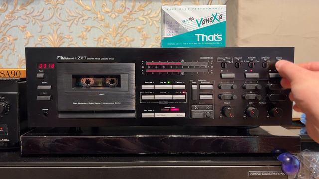 Выставка славы кассетных дек. Nakamichi ZX7 & ABBA смотреть онлайн