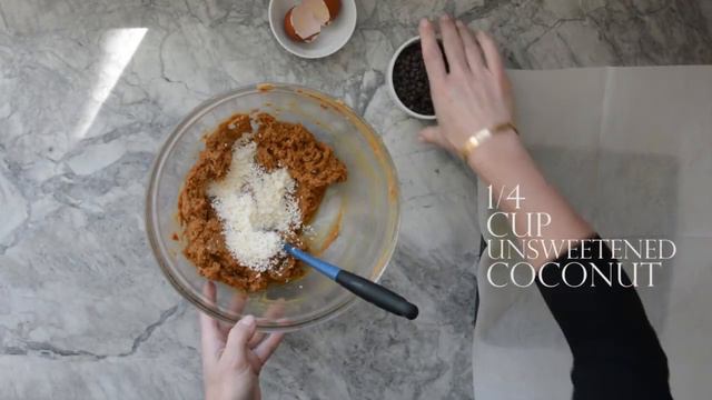 Paleo Coconut Chocolate Blondie Recipe смотреть онлайн