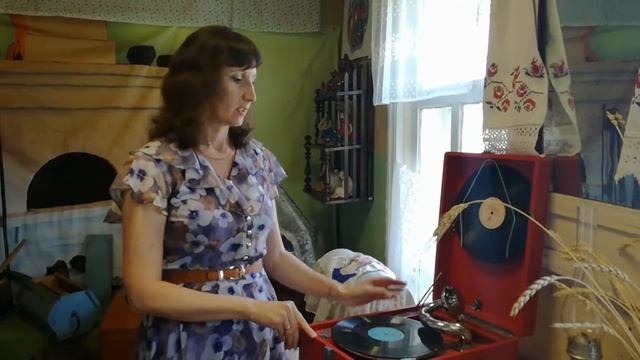 Дом творчества. История старинных вещей.Патефон смотреть онлайн