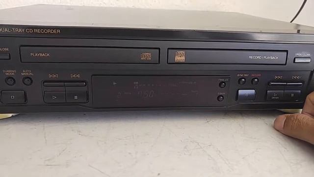 RCA CDRW140 CD Player and Recorder/Burner Demo смотреть онлайн