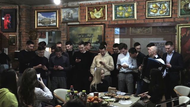 ТАК С 8 МАРТА ДЕВУШЕК ЕЩЁ НЕ ПОЗДРАВЛЯЛИ / ТАТАРСКАЯ МОЛОДЕЖЬ ПОЗДРАВЛЯЕТ ДЕВУШЕК смотреть онлайн