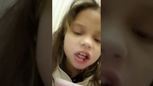 пошла кровь из губы очень много крови смотреть онлайн