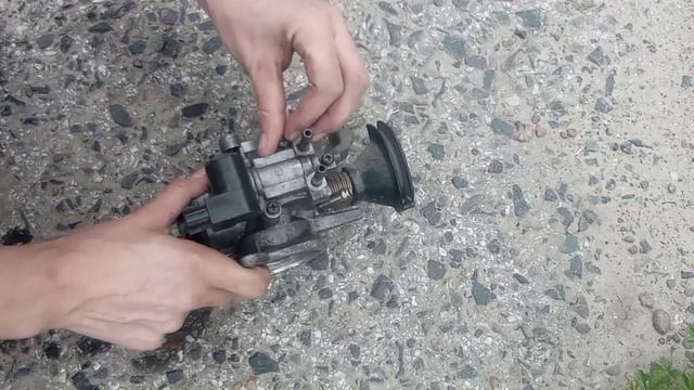 Чистка клапана холостого хода на Toyota Vitz 1szfe смотреть онлайн