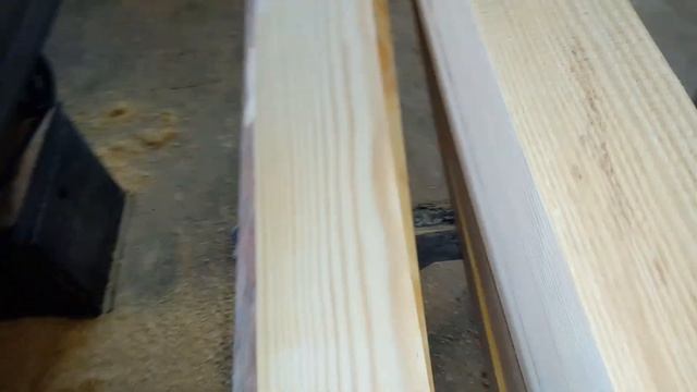 Изготовление деревянных дверей. 6-я часть (разрезка досок для филенок и наличника) смотреть онлайн