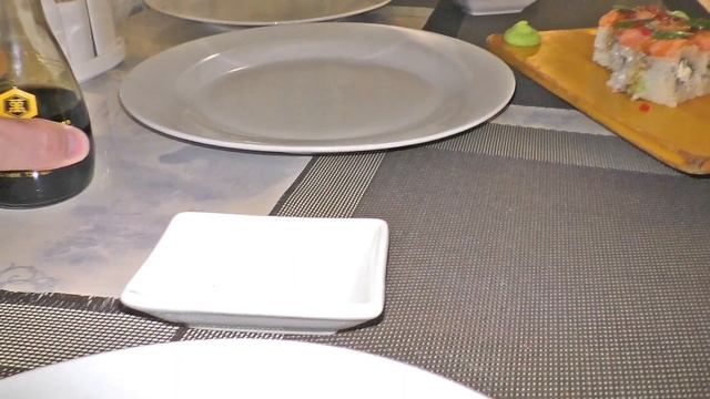 Кафе Сицилия (Анапа, ул.Астраханская, 3). Вечером зашли поужинать роллами Миранда и пиццей Чикаго. смотреть онлайн