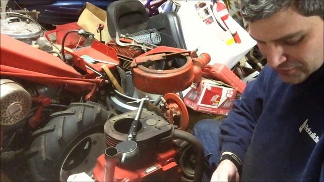 How To Measure A Small Engine Cylinder Bore and Determine Piston Size смотреть онлайн