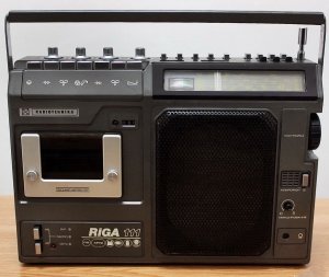 Разбор магнитолы Рига 111.mp4