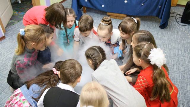Слайд-шоу-Холодное торжество Алиночки (Химическое шоу на День Рождения) смотреть онлайн
