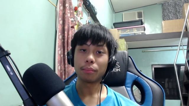 How I became a meme (Kid screams and shoots camera) смотреть онлайн