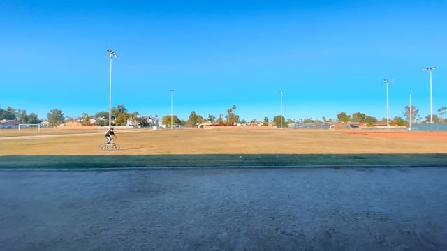 Cartoon Cat is on the Loose! The Crazy Feline Haunts and Attacks Ethan and Cole!! смотреть онлайн