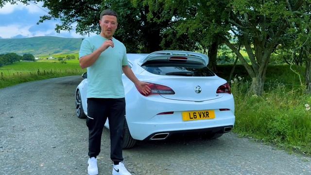 Transforming An Astra VXR GTC In Under 5 Minutes!