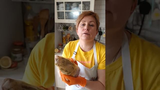 Голень индейки запеченная в духовке с картофелем. Вот как надо готовить вкусную индейку! смотреть онлайн