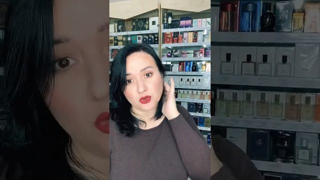 Abercrombie&Fitch Away Woman #купитьдухи #купитьпарфюм #духи #магазинпарфюмерии #духикупить смотреть онлайн