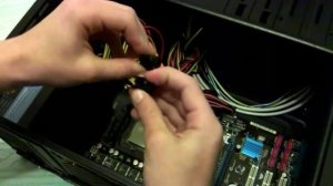 Подключение кабелей от блока питания к материнской плате