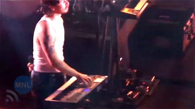 PUMPED UP KICKS (Foster The People | 2018 | Momentum Live MNL) смотреть онлайн