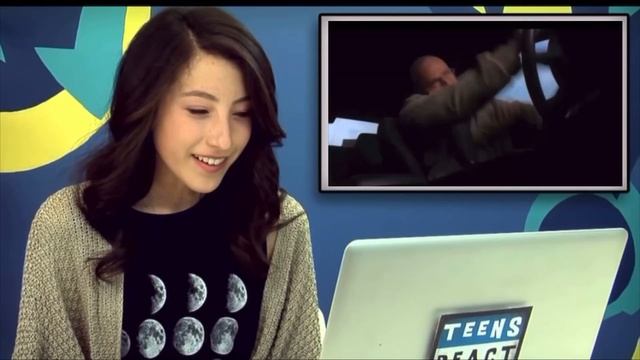 Teens React to my videos: Better Call SaS and Walter White has a Mental Breakdown смотреть онлайн