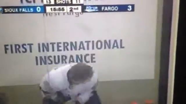 Denis Smirnov (LW) FARGO FORCE #17 !!! 09/04/2016 У Путина есть на кого опереться. смотреть онлайн