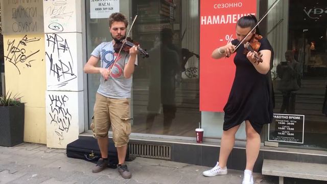 Por una Cabeza Street musicians смотреть онлайн