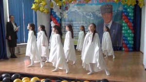 АИСТ НА КРЫШЕ!!! Красивый танец