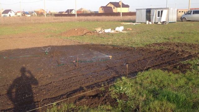 Егорка строит дом часть 9, автополивалки, поливалки для газона и огорода . смотреть онлайн