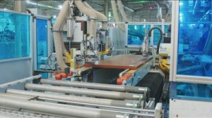 Автоматическая линия для производства дверей YUTON на крупнейшей дверной фабрике TATA (Пекин).