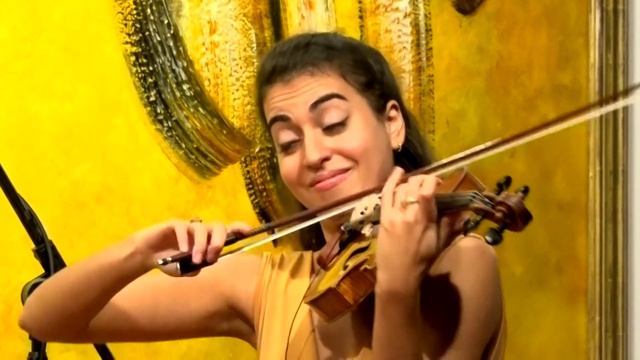 Helwa Ya Baladi/ Salma Ya Salama - Dalida by The Ayoub Sisters смотреть онлайн