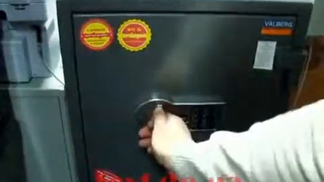 Огнестойкий и устойчивый к взлому сейф Garant 46 EL смотреть онлайн