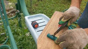 Как отремонтировать (заклеить) садовый шланг