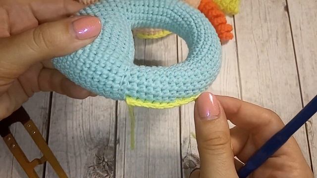 ЧАСТЬ 2. Погремушка рыбка вязаная крючком/Fish rattle смотреть онлайн