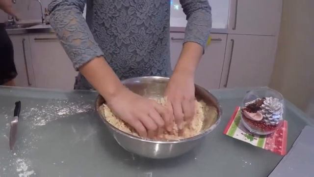 Готовим новогодние печеньки смотреть онлайн
