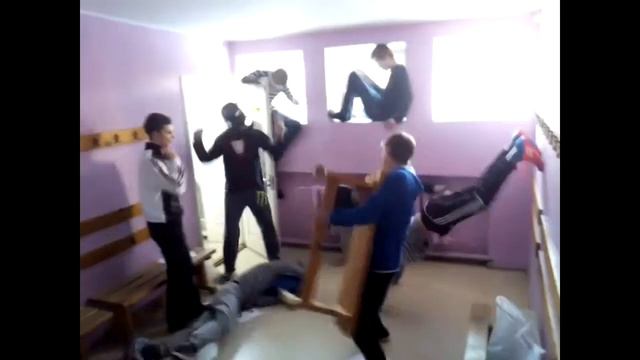 Harlem Shake 8 march..Гарлем (Харлем) шэйк с 8 Марта!!!! смотреть онлайн